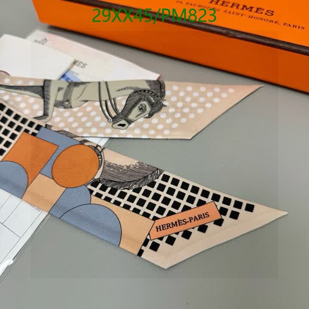 Hermes-Scarf Code: PM823 $: 29USD