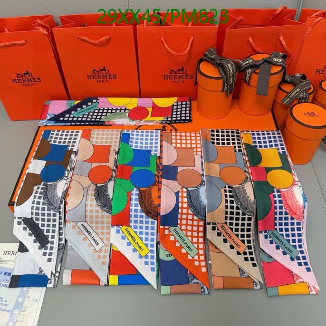 Hermes-Scarf Code: PM823 $: 29USD