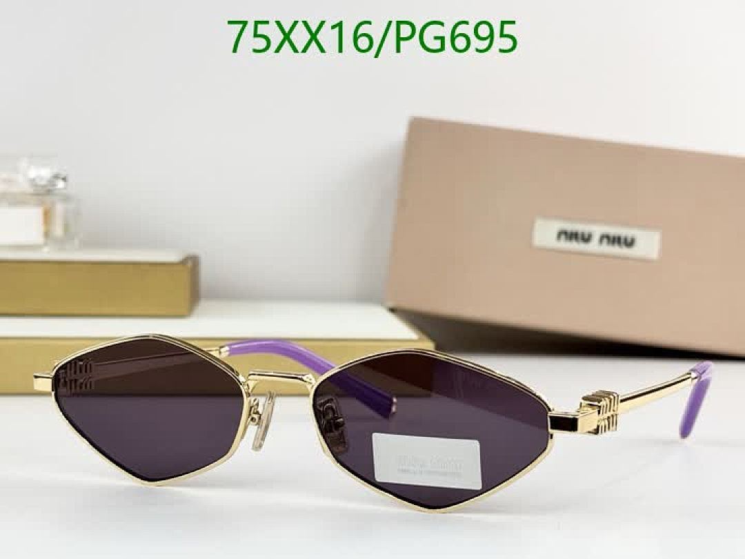 Miu Miu-Glasses Code: PG695 $: 75USD