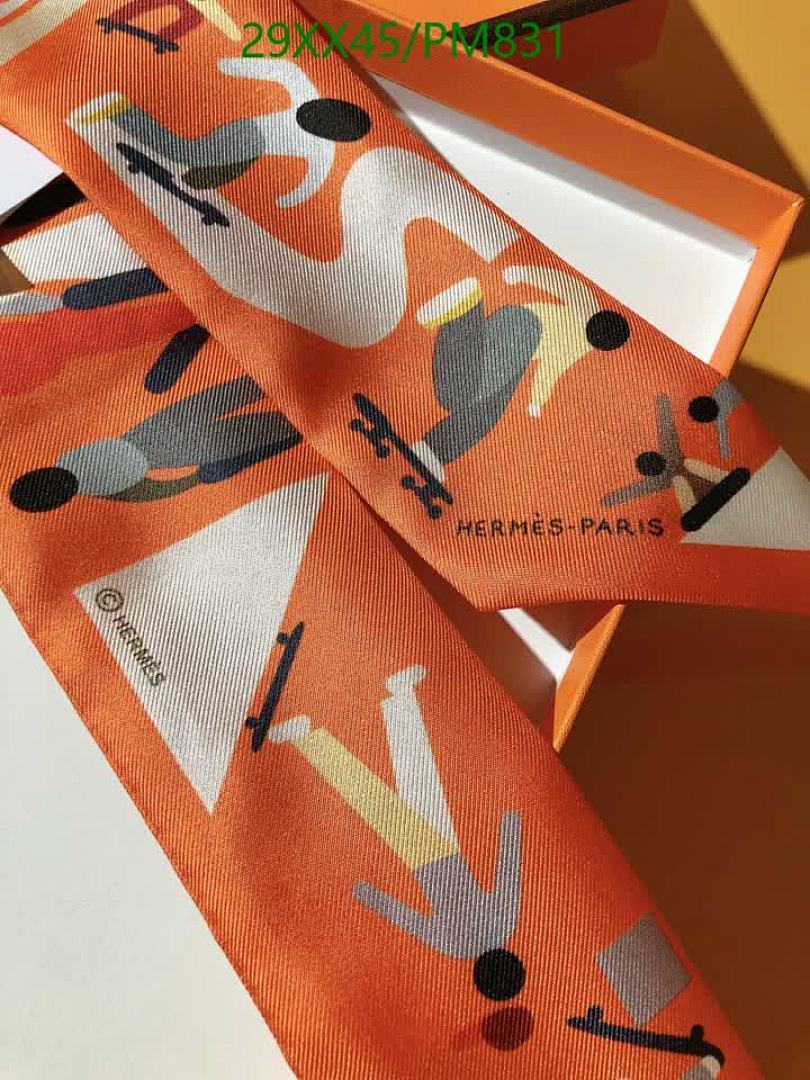 Hermes-Scarf Code: PM831 $: 29USD