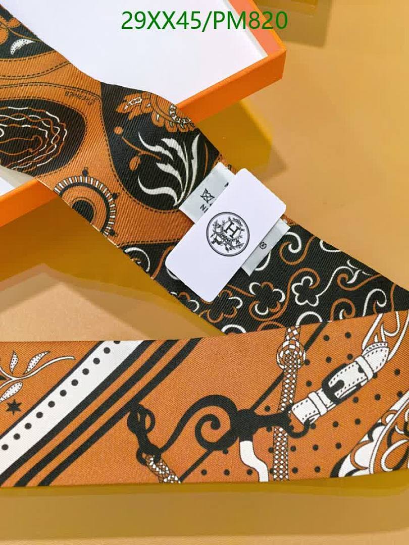 Hermes-Scarf Code: PM820 $: 29USD