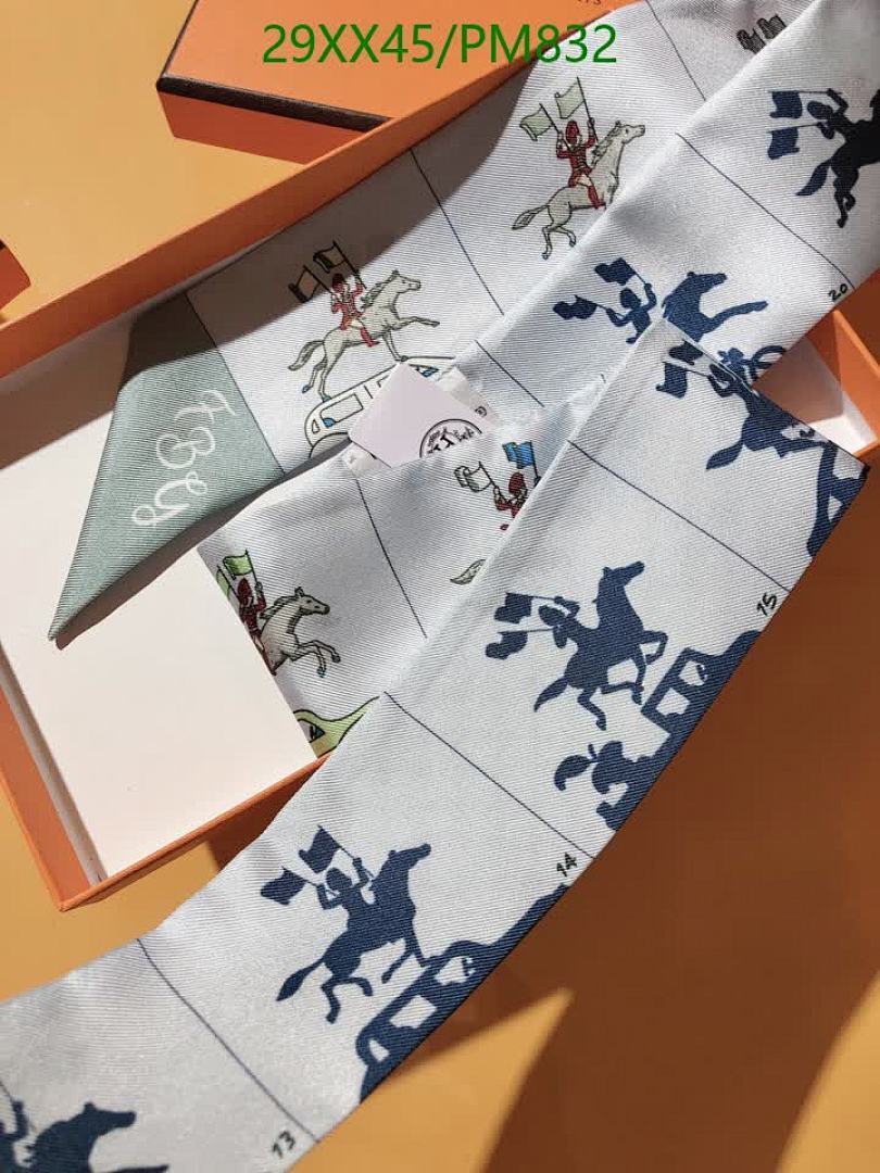 Hermes-Scarf Code: PM832 $: 29USD