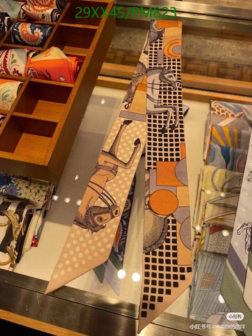 Hermes-Scarf Code: PM823 $: 29USD