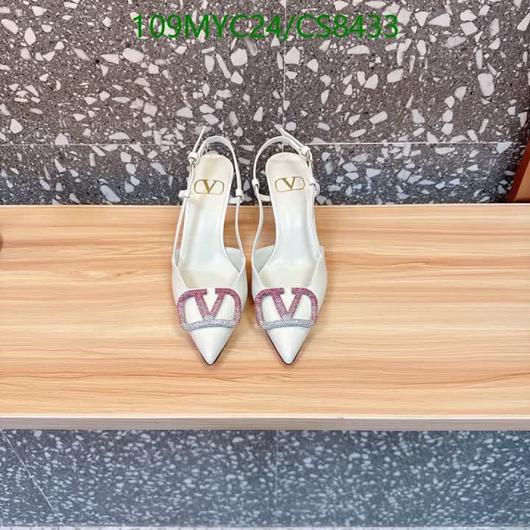 Valentino-Women Shoes Code: CS8433 $: 109USD