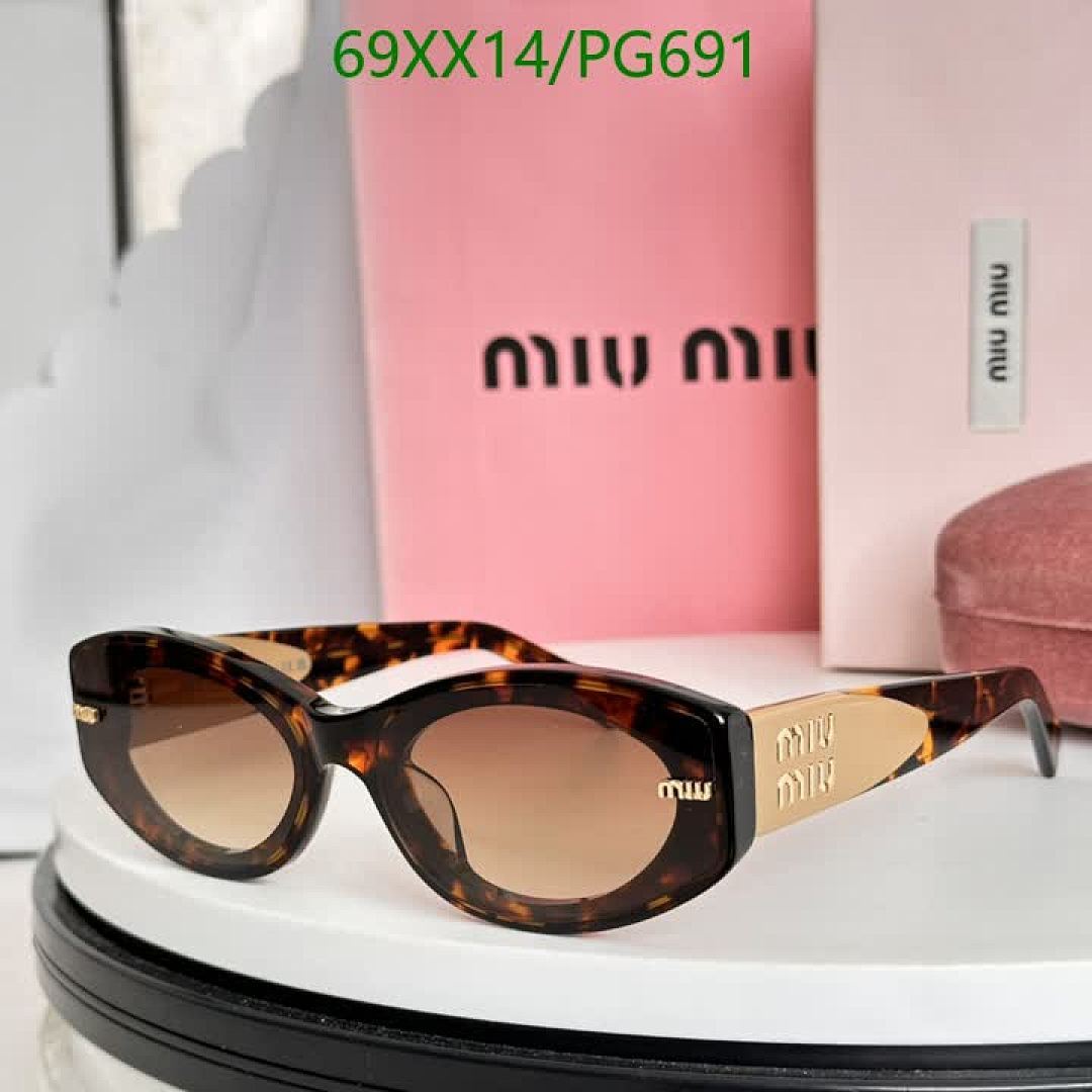 Miu Miu-Glasses Code: PG691 $: 69USD