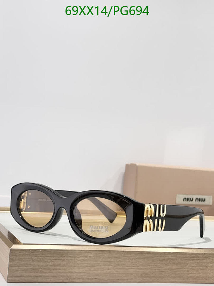 Miu Miu-Glasses Code: PG694 $: 69USD