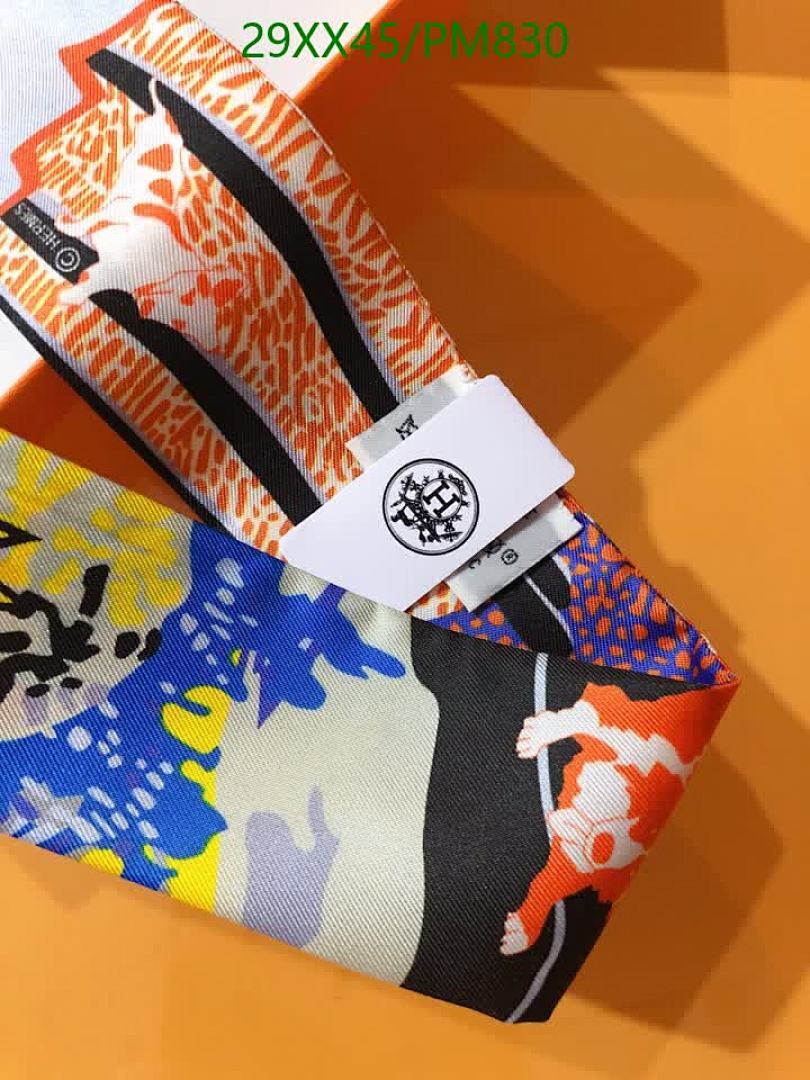 Hermes-Scarf Code: PM830 $: 29USD