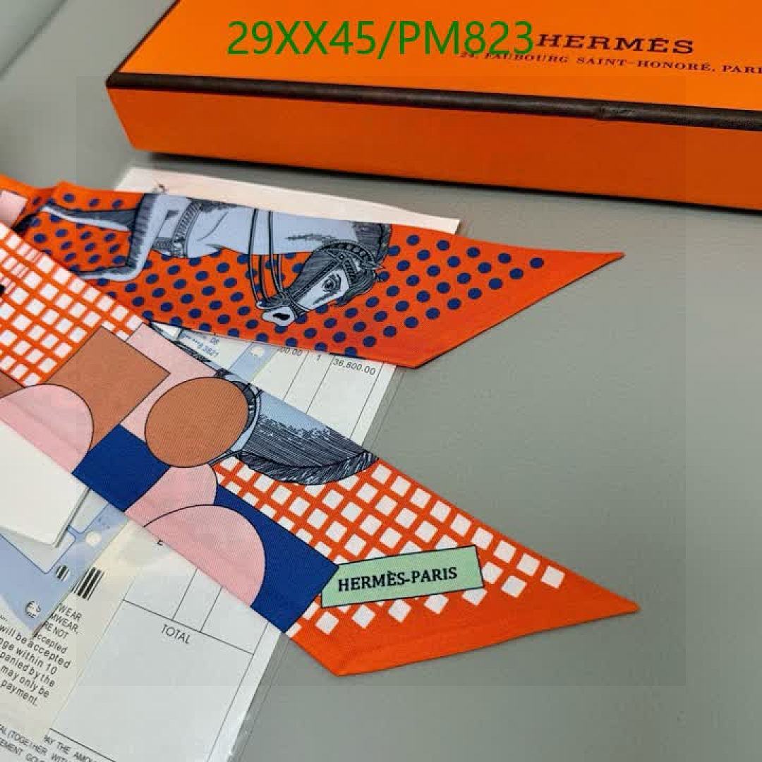 Hermes-Scarf Code: PM823 $: 29USD