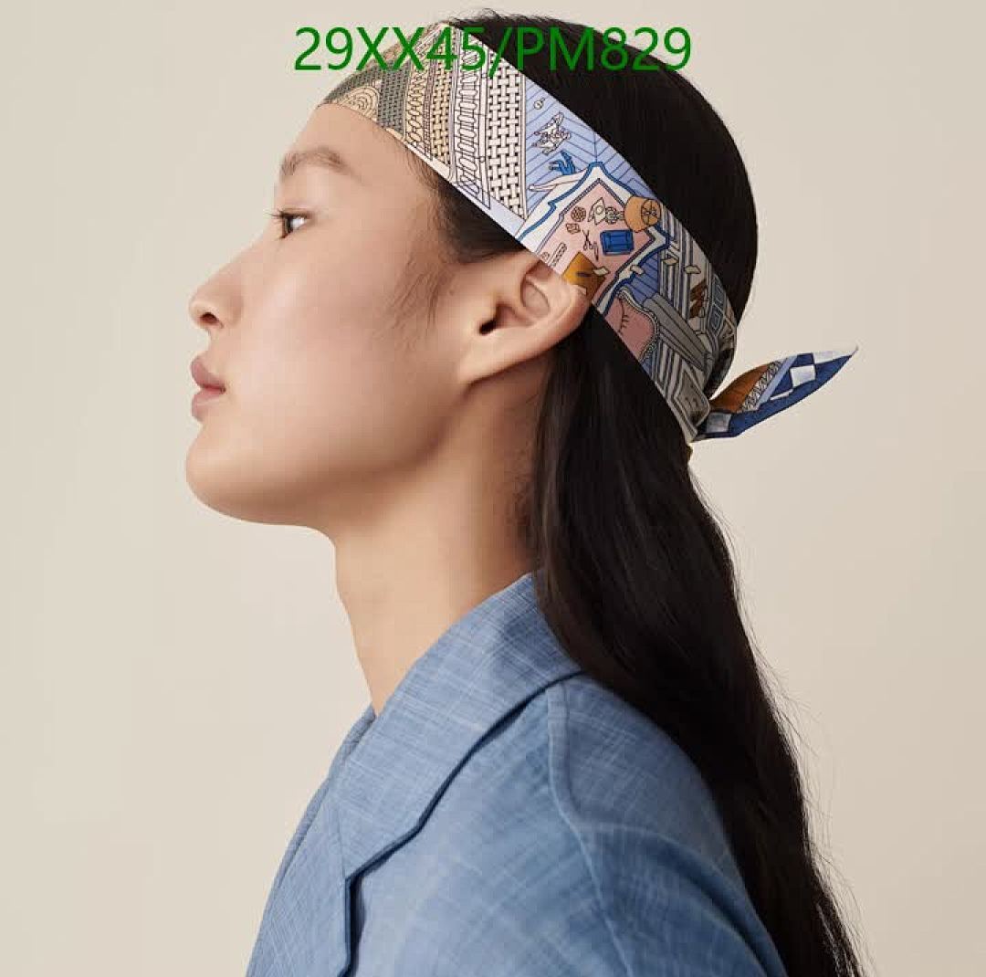 Hermes-Scarf Code: PM829 $: 29USD