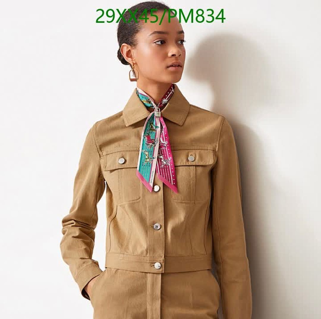 Hermes-Scarf Code: PM834 $: 29USD