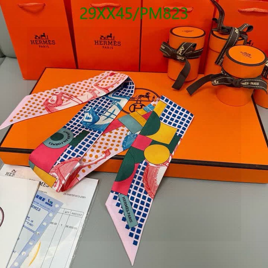 Hermes-Scarf Code: PM823 $: 29USD