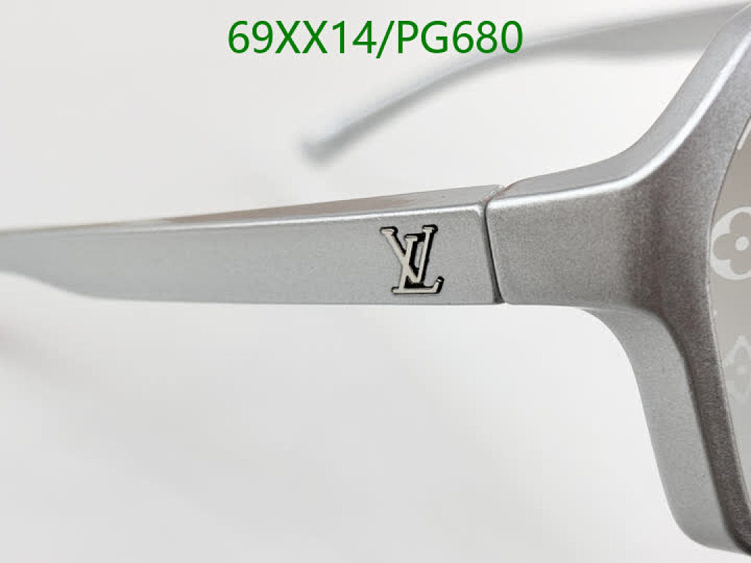 LV-Glasses Code: PG680 $: 69USD
