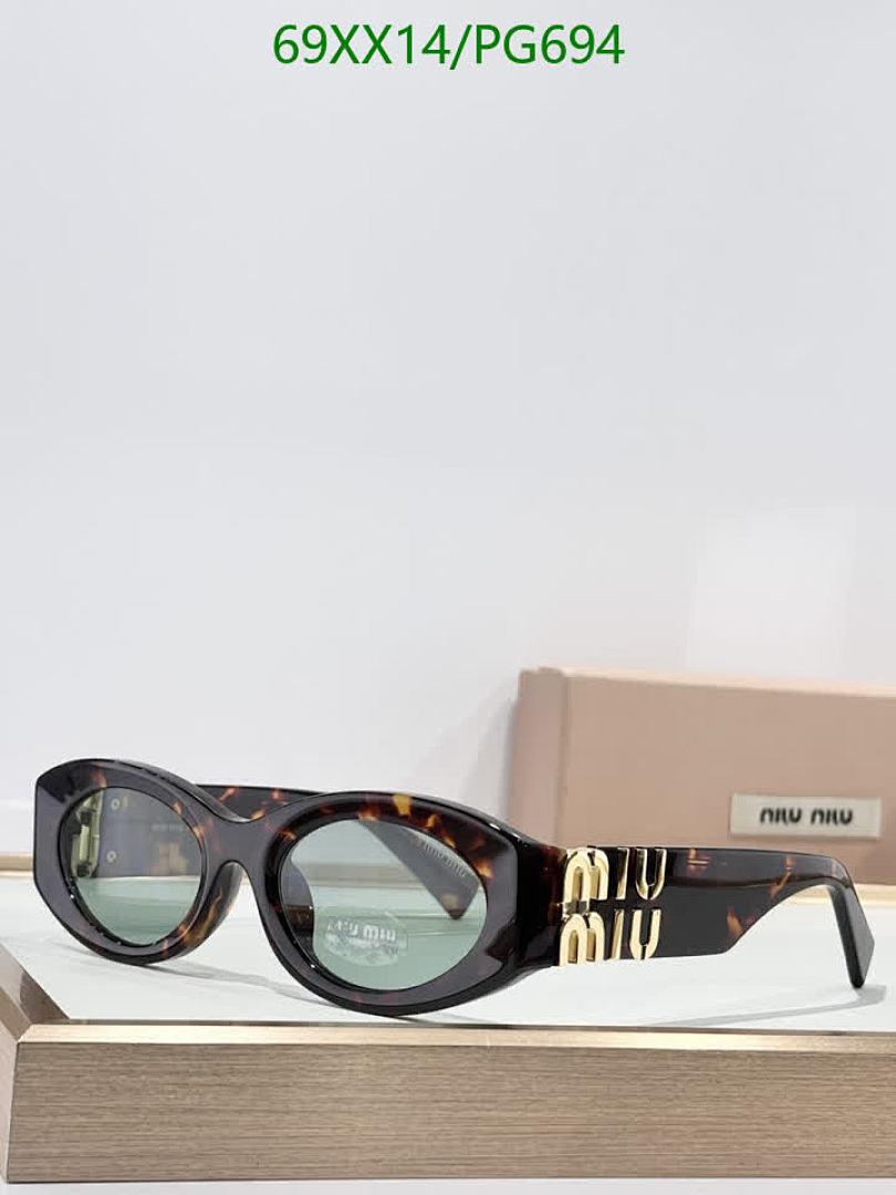 Miu Miu-Glasses Code: PG694 $: 69USD