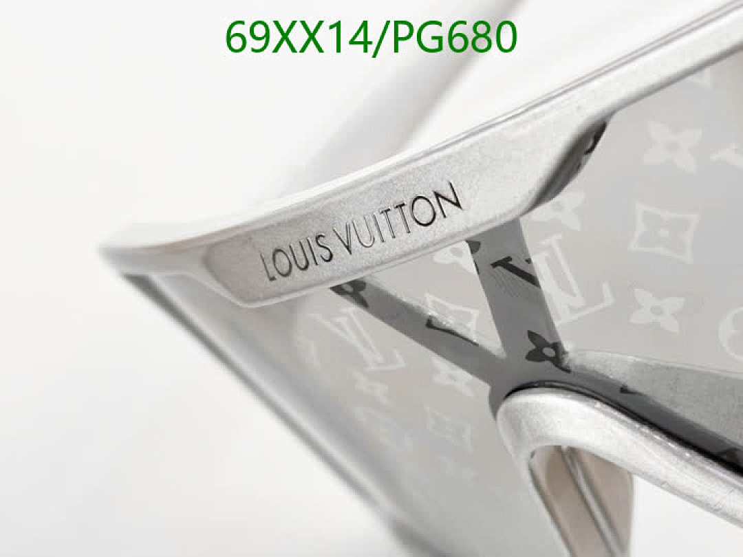 LV-Glasses Code: PG680 $: 69USD