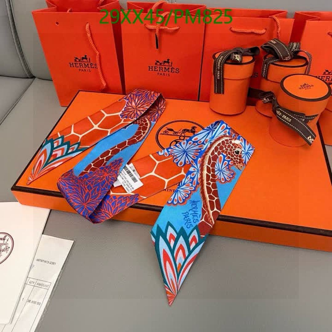Hermes-Scarf Code: PM825 $: 29USD