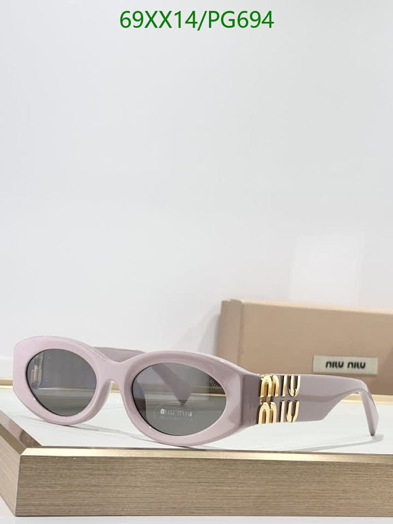 Miu Miu-Glasses Code: PG694 $: 69USD