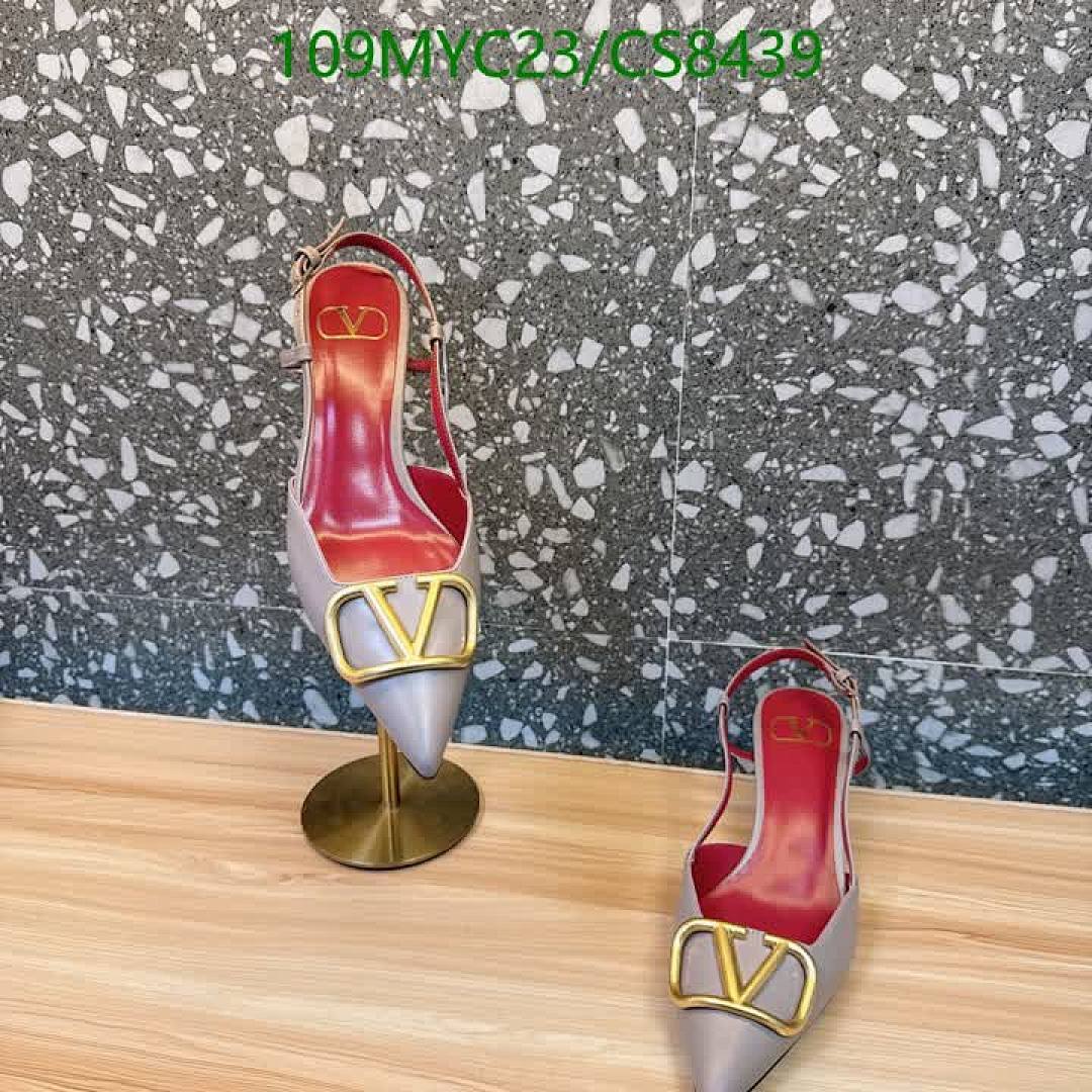 Valentino-Women Shoes Code: CS8439 $: 109USD