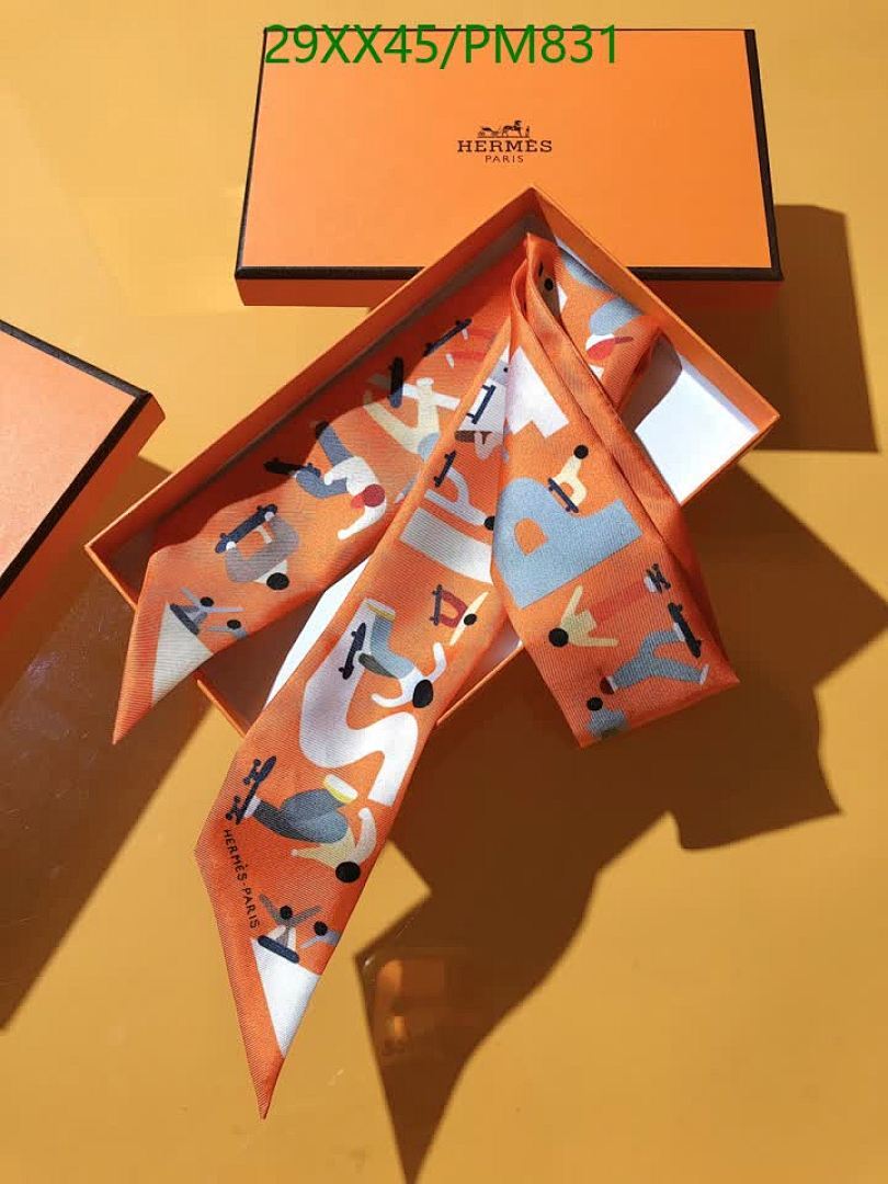 Hermes-Scarf Code: PM831 $: 29USD