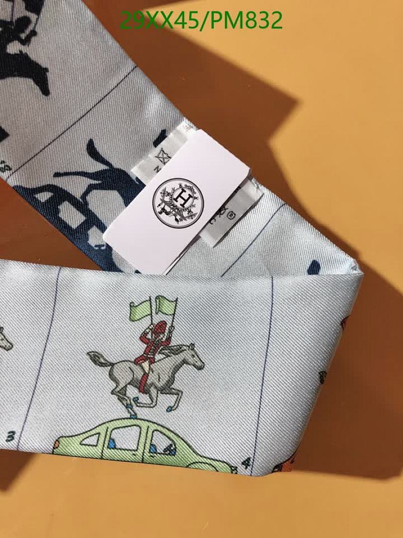 Hermes-Scarf Code: PM832 $: 29USD