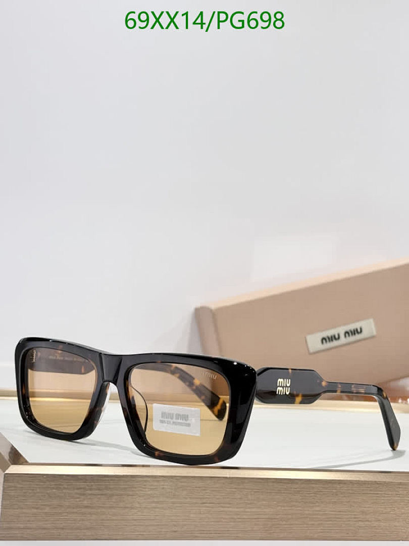 Miu Miu-Glasses Code: PG698 $: 69USD