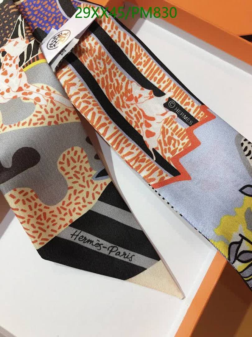 Hermes-Scarf Code: PM830 $: 29USD