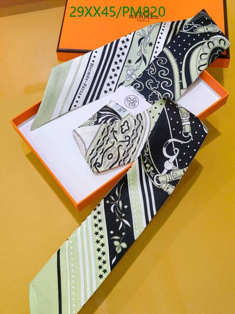 Hermes-Scarf Code: PM820 $: 29USD