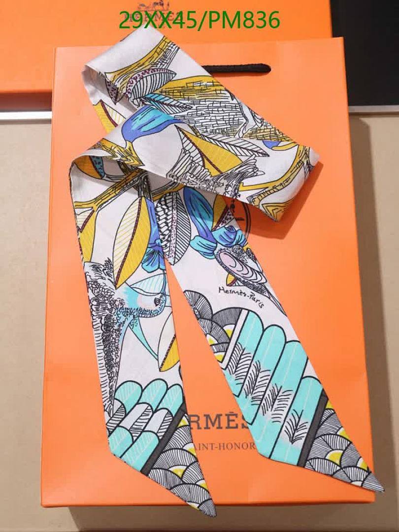 Hermes-Scarf Code: PM836 $: 29USD