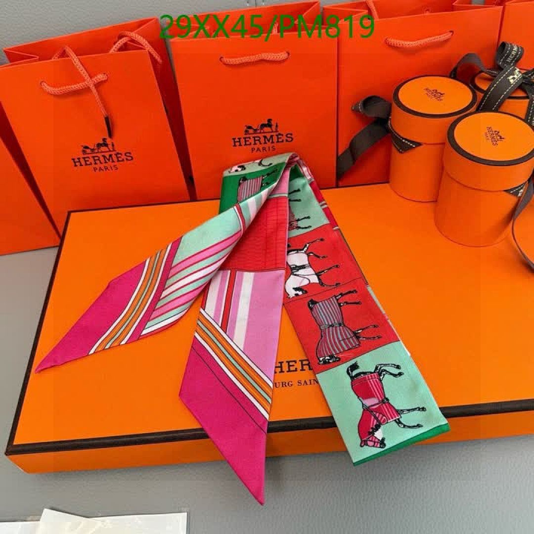 Hermes-Scarf Code: PM819 $: 29USD