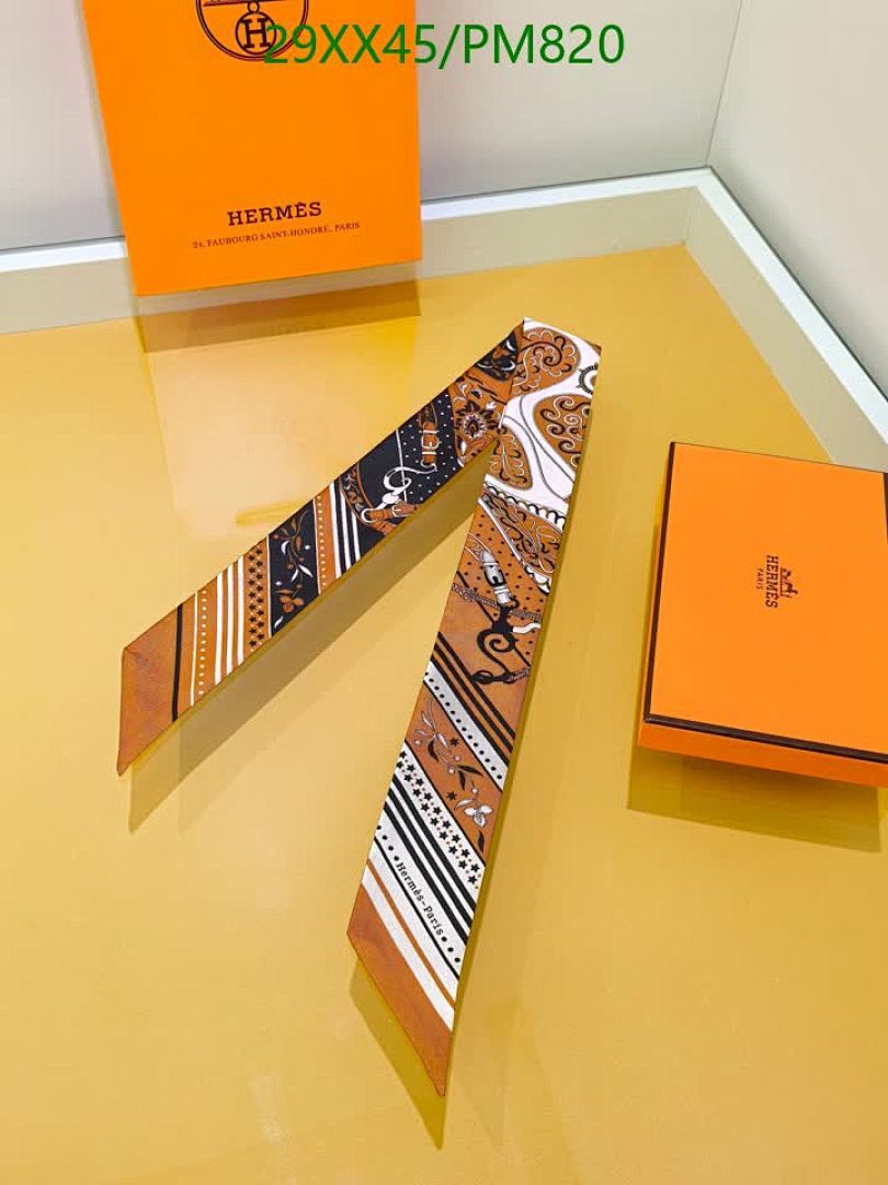 Hermes-Scarf Code: PM820 $: 29USD
