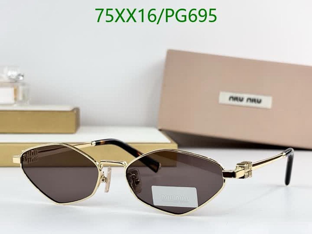 Miu Miu-Glasses Code: PG695 $: 75USD