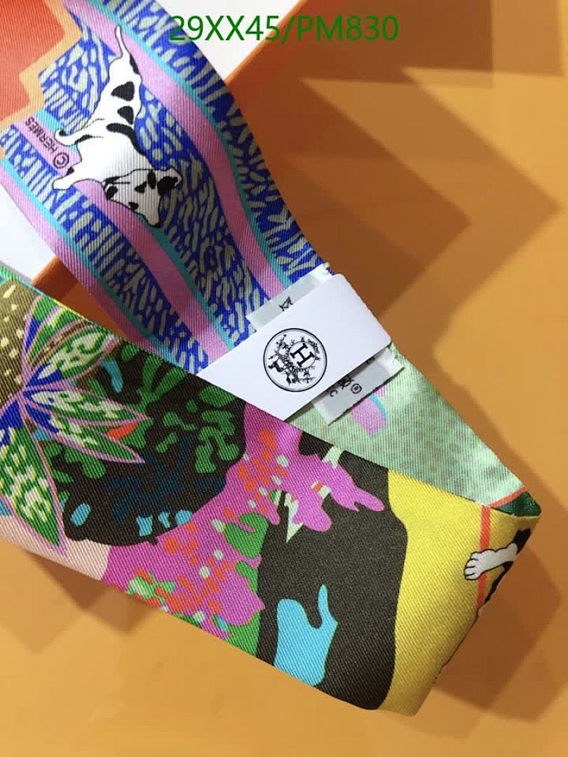 Hermes-Scarf Code: PM830 $: 29USD
