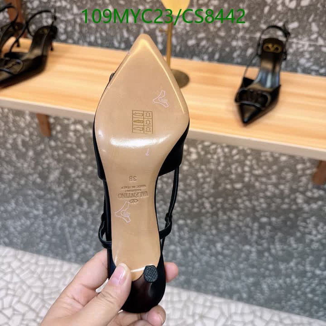 Valentino-Women Shoes Code: CS8442 $: 109USD