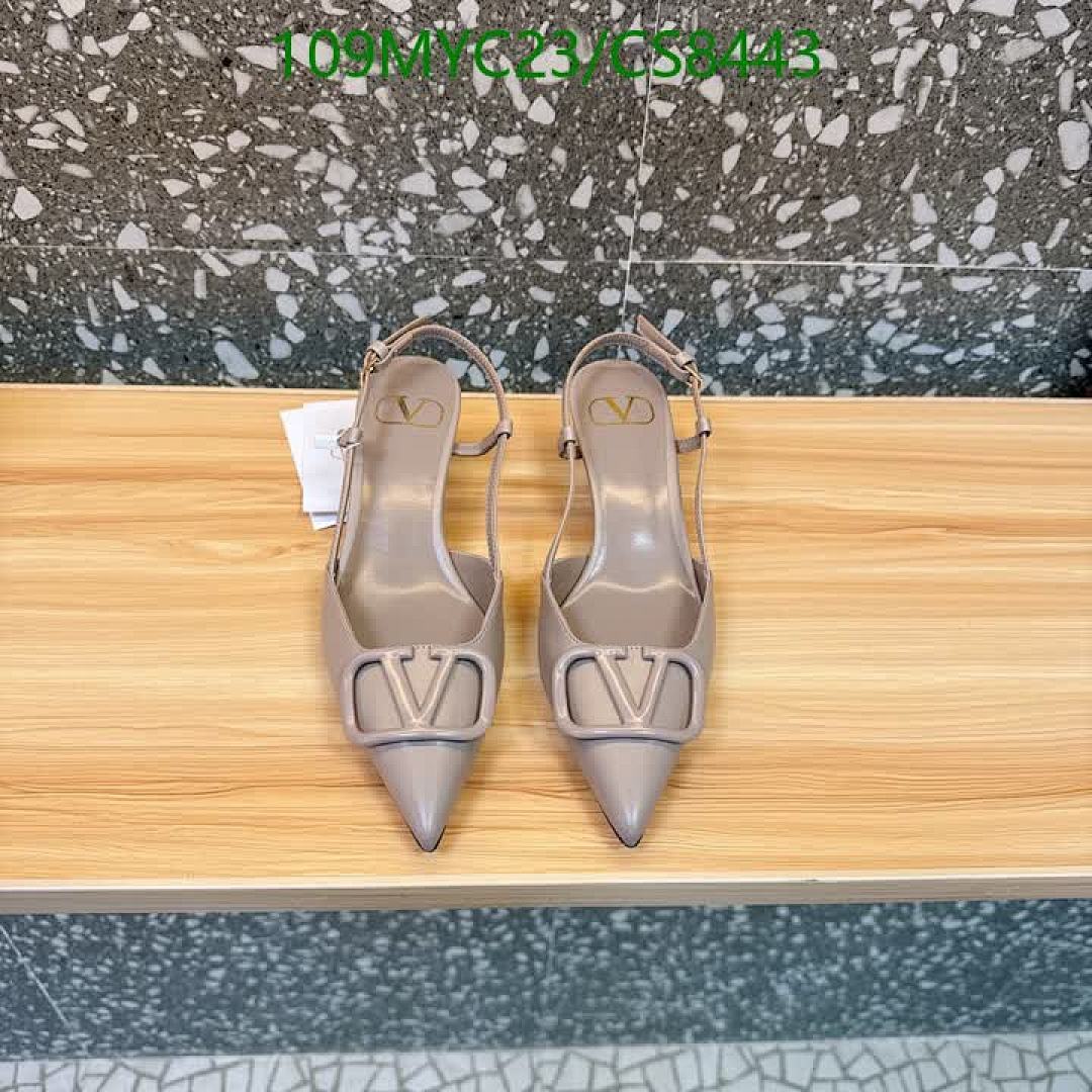 Valentino-Women Shoes Code: CS8443 $: 109USD