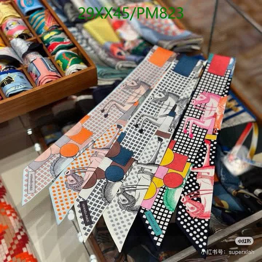 Hermes-Scarf Code: PM823 $: 29USD