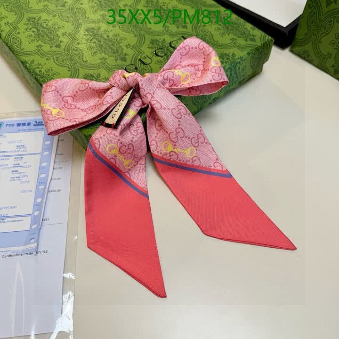Gucci-Scarf Code: PM812 $: 35USD