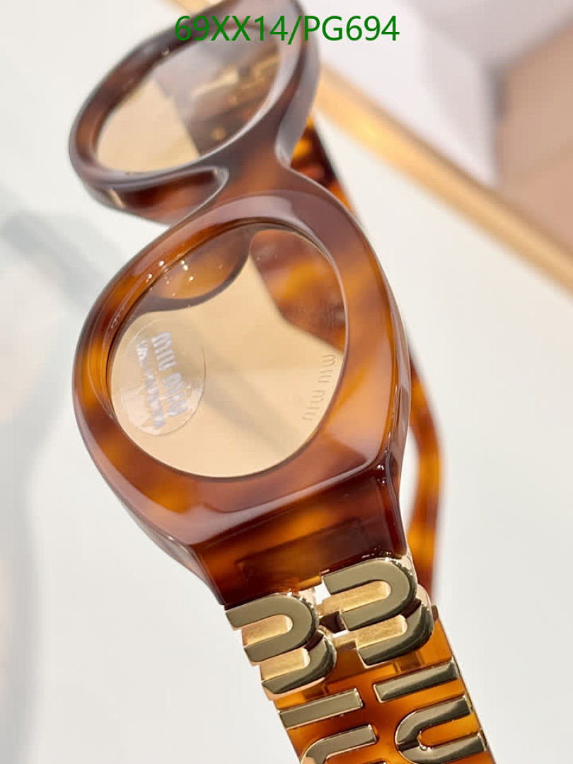 Miu Miu-Glasses Code: PG694 $: 69USD
