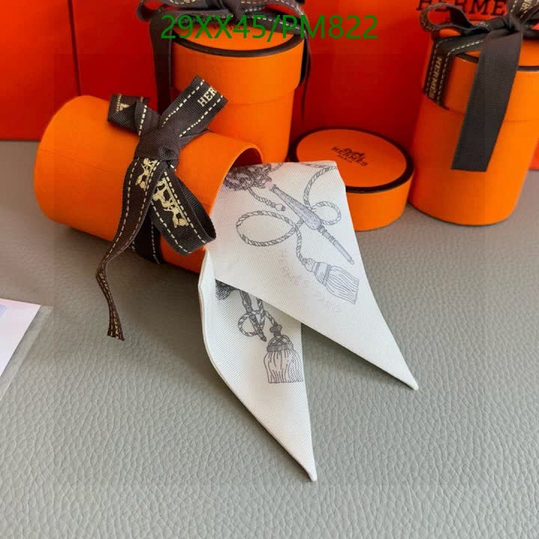 Hermes-Scarf Code: PM822 $: 29USD