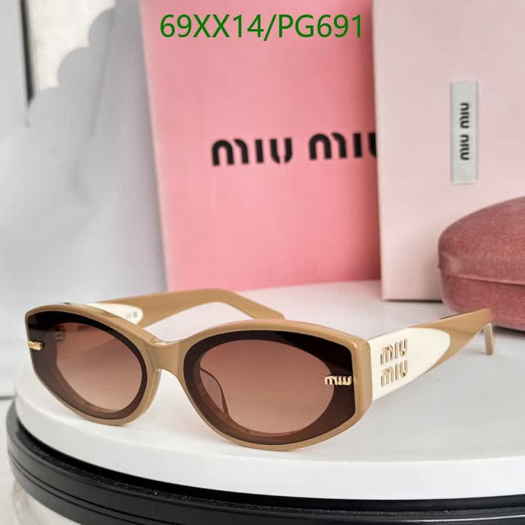 Miu Miu-Glasses Code: PG691 $: 69USD