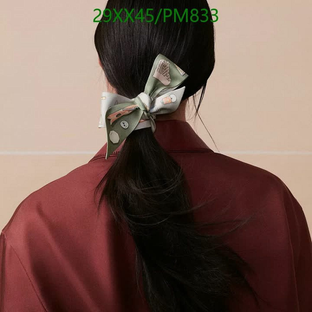 Hermes-Scarf Code: PM833 $: 29USD