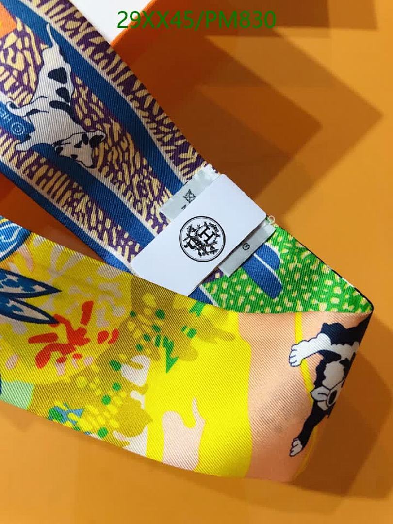 Hermes-Scarf Code: PM830 $: 29USD