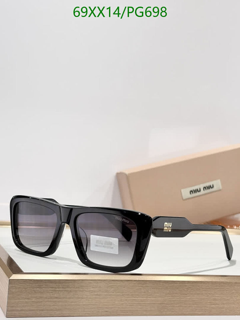 Miu Miu-Glasses Code: PG698 $: 69USD