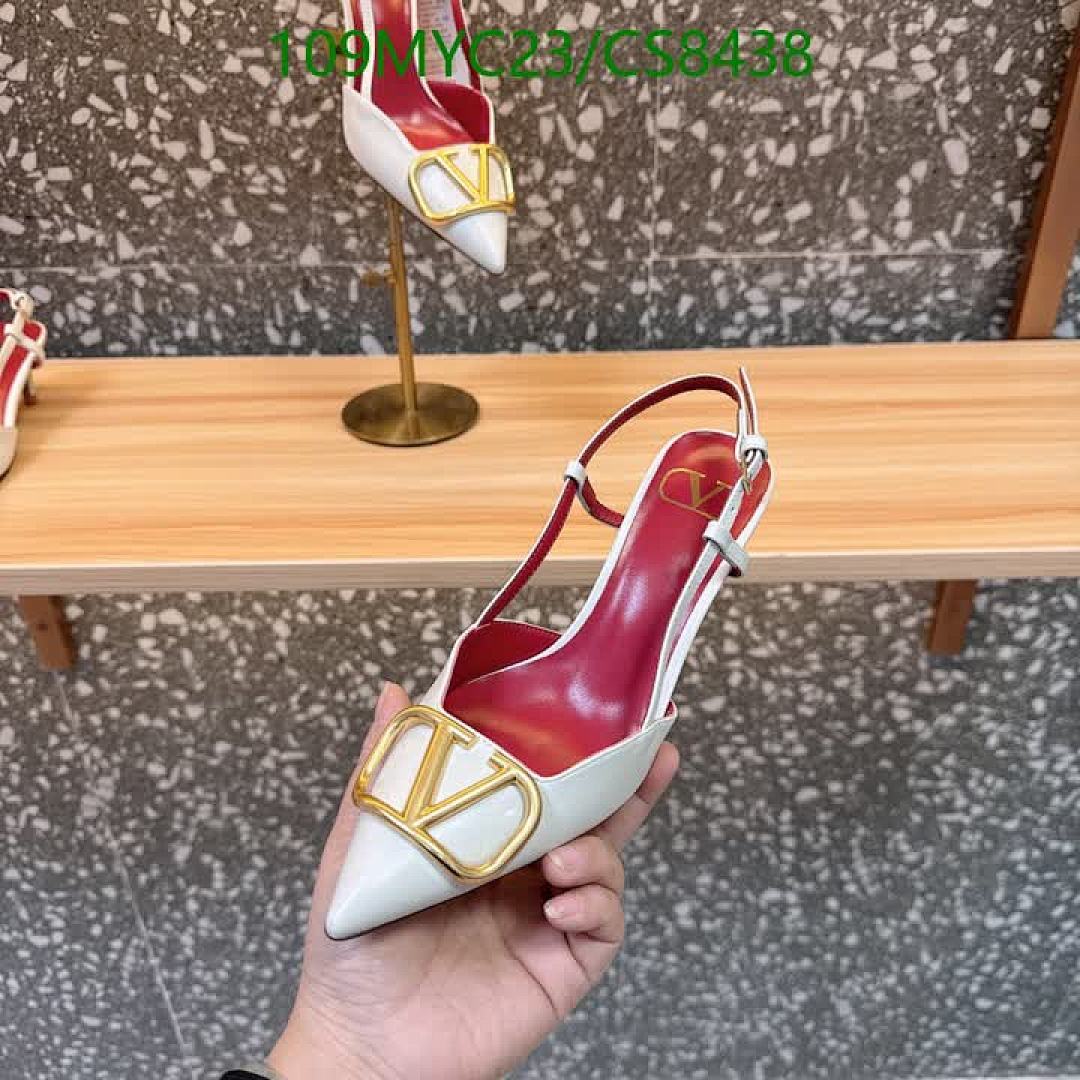 Valentino-Women Shoes Code: CS8438 $: 109USD