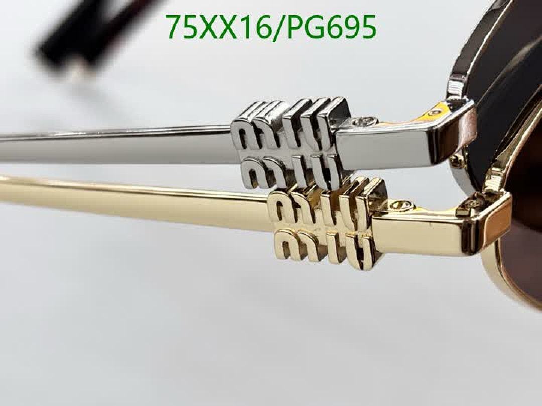 Miu Miu-Glasses Code: PG695 $: 75USD