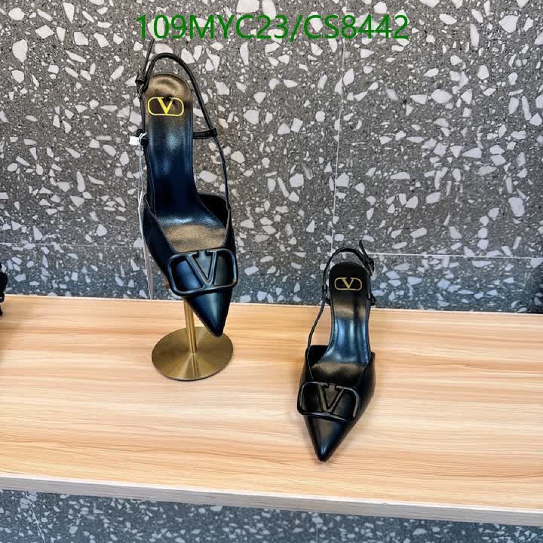 Valentino-Women Shoes Code: CS8442 $: 109USD