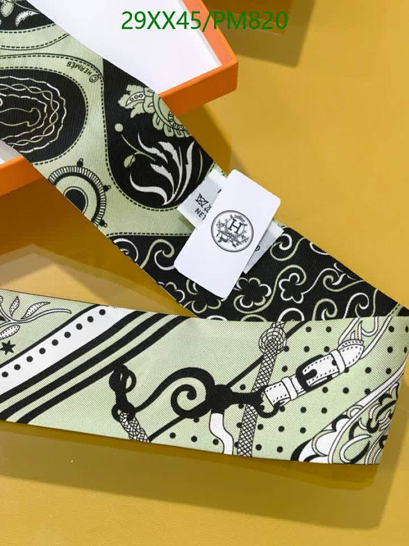 Hermes-Scarf Code: PM820 $: 29USD