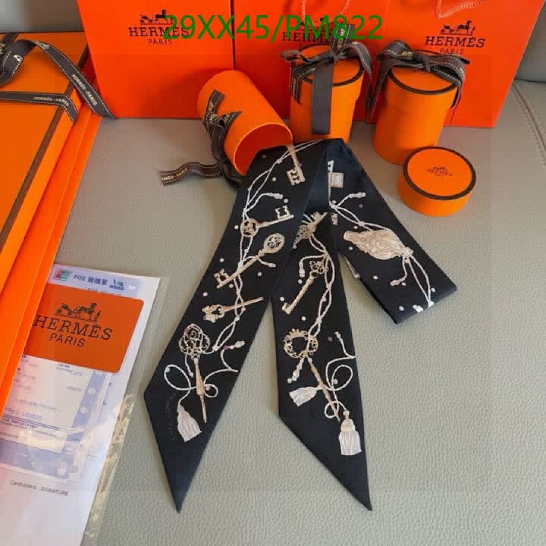Hermes-Scarf Code: PM822 $: 29USD
