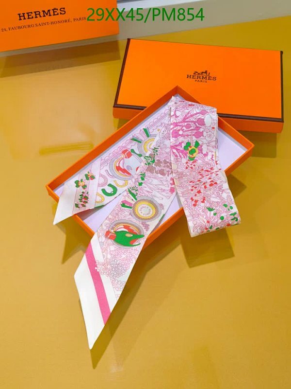 Hermes-Scarf Code: PM854 $: 29USD