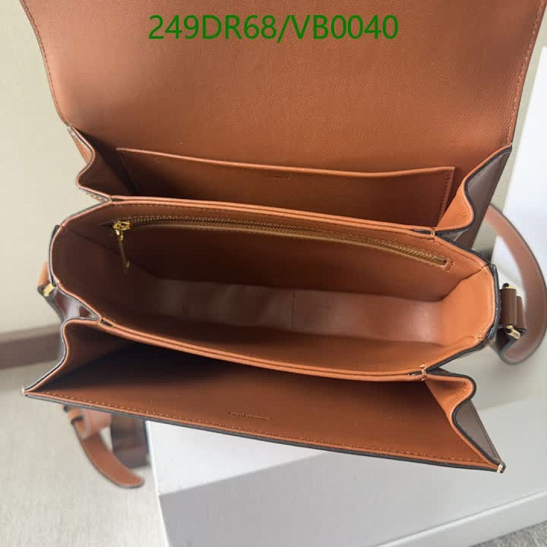 Celine-Bag-Mirror Quality Code: VB0040 $: 249USD