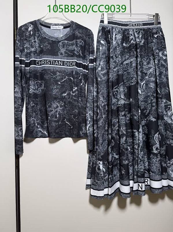Dior-Clothing Code: CC9039 $: 105USD