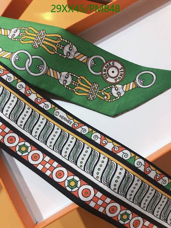 Hermes-Scarf Code: PM848 $: 29USD
